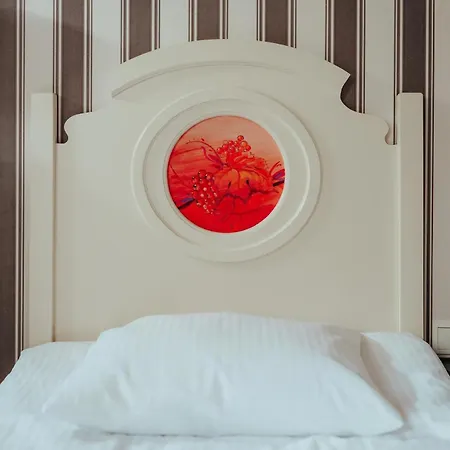 Winnice Jaworek Otel 3*